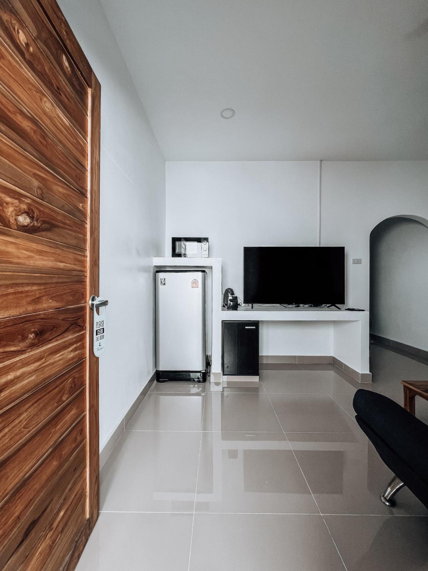 L.C. Apartments หน้าทอนเบย์ ภายนอก รูปภาพ