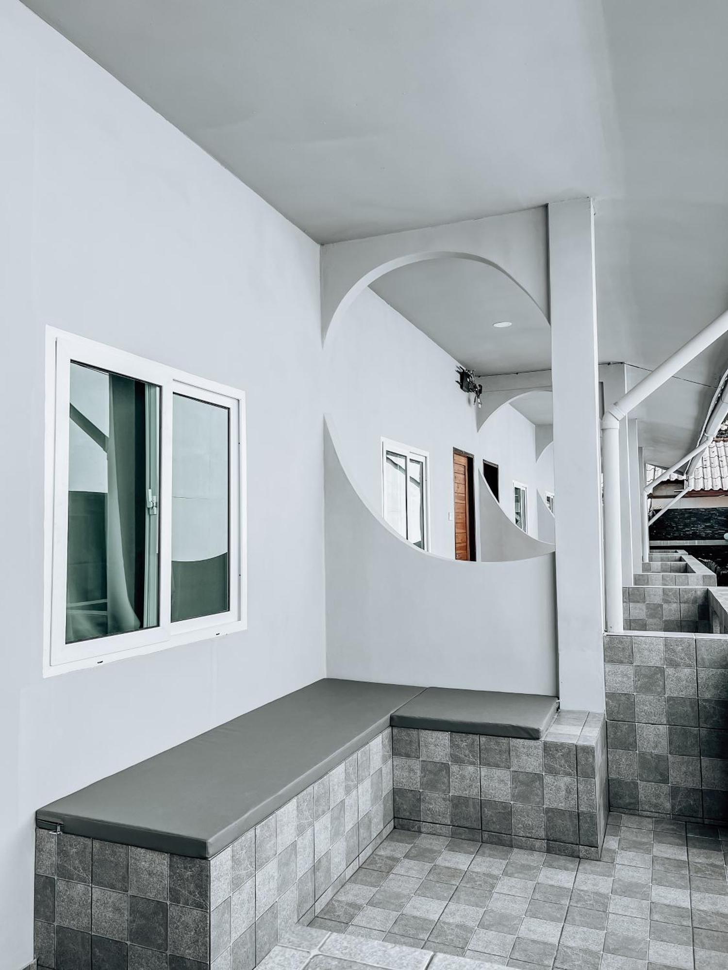 L.C. Apartments หน้าทอนเบย์ ภายนอก รูปภาพ