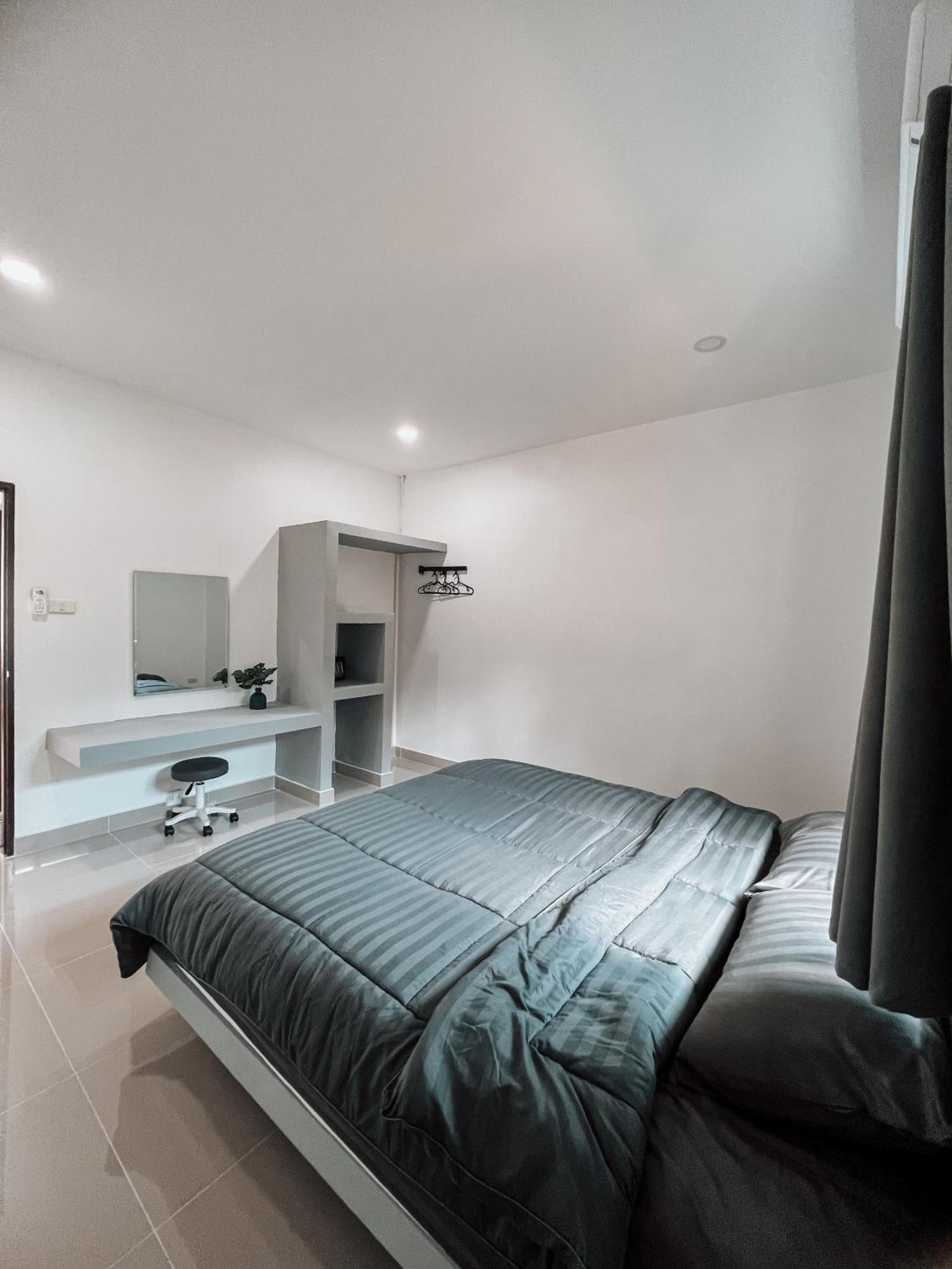 L.C. Apartments หน้าทอนเบย์ ภายนอก รูปภาพ